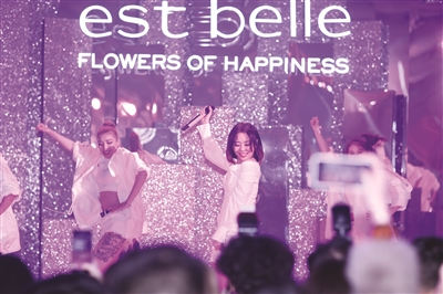 这是一份特别好的祝福,感觉一整年都会好运不断