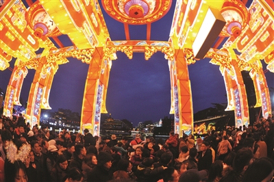 灯会多点开花 观灯不只夫子庙