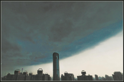 大风降雨雷电,上海遭遇强对流天气本周气温难回“20℃+”