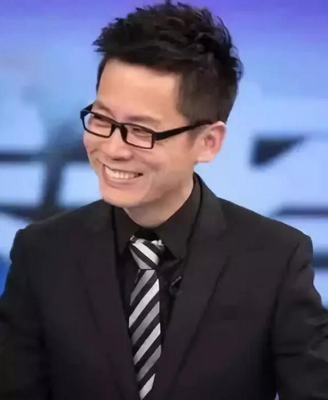 走近央视主持人李晓东:勇于挑战超越自我热衷