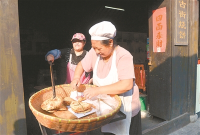 安丰古街 喜迎游客