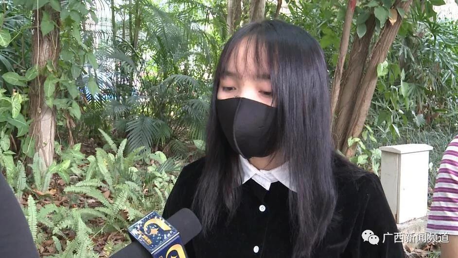 亚博是正规合法的-18厘米!这条狗狗有全世界最长的舌头,吉尼斯纪录中的奇葩
