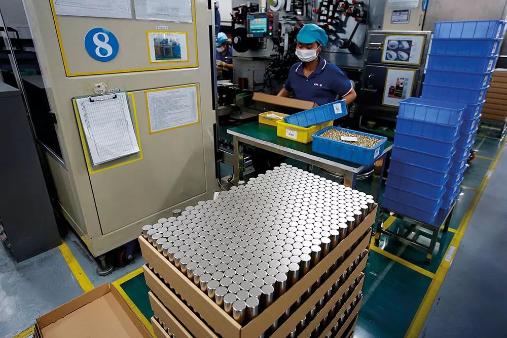 爱他又恨他就让他去做电池 既有宁德时代也有