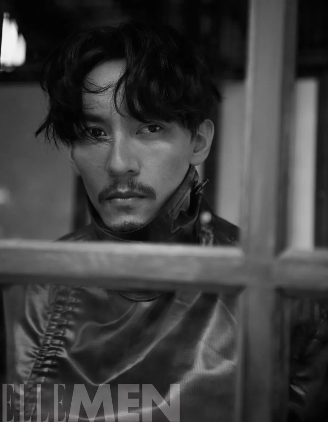 四十三岁的张震，抱石向上