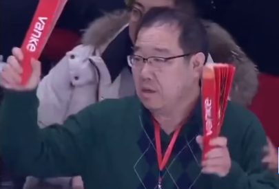 英达儿子创历史,打入KHL中国本土球员首球