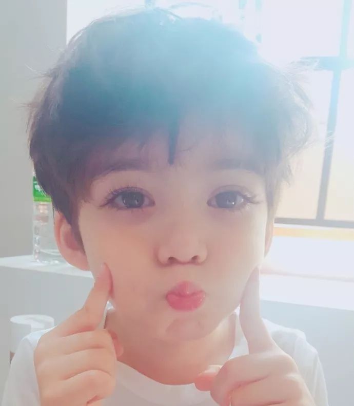 饺子来了、jasper回归，看完《爸6》路透照又想偷孩子了