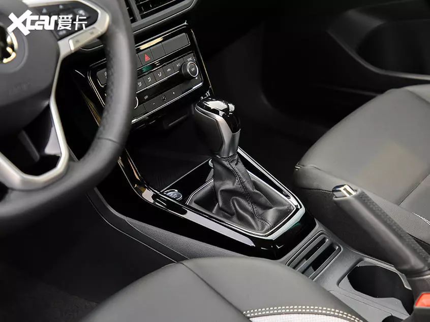 一汽-大众探影12月4日上市,网友:肯定大火!