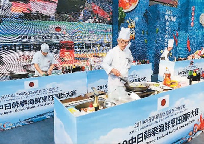 凯时国际手机端下载·“五一”小长假第二天:内地居民赴港澳游依然火爆