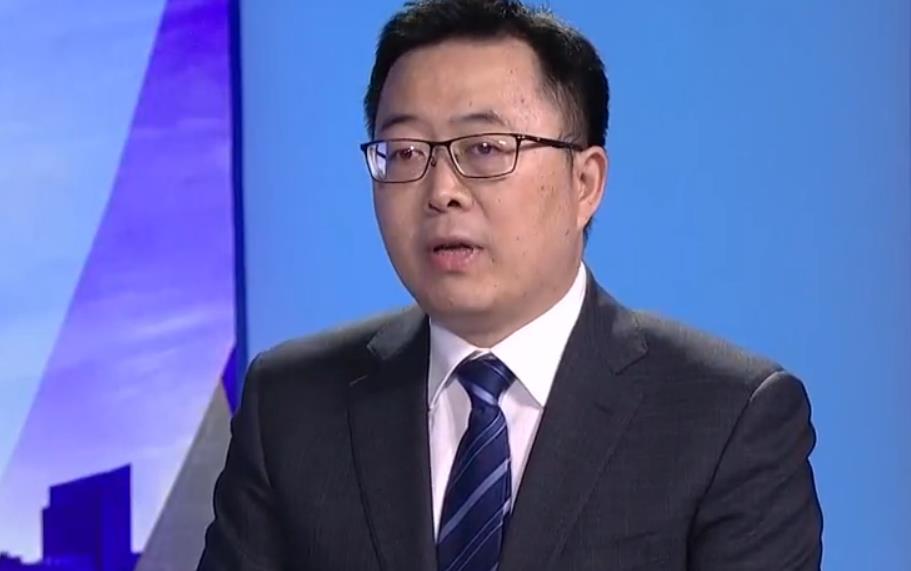 美高梅全部网站-小伙儿直播卖盆景,成小康“网红”,一场直播卖了1万多元!小盆景成大产业
