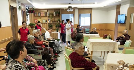 【视频】华电小区金色阳光老年公寓被收购后重