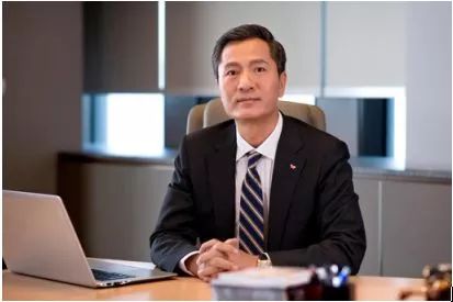 ��ƽ��B�����ʹ�ֵ��30�����𣬰뵼���ͷ�Ͷ�����������������Ͷ