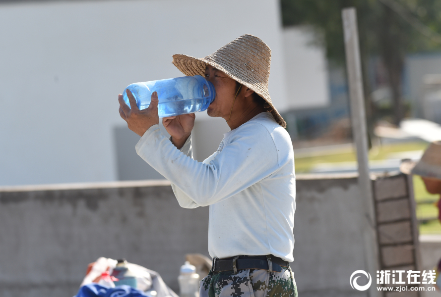 食用油可以上地铁吗