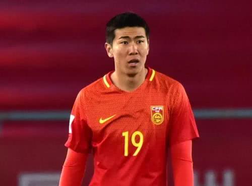 官方:张修维、刘奕鸣、何超加盟广州恒大