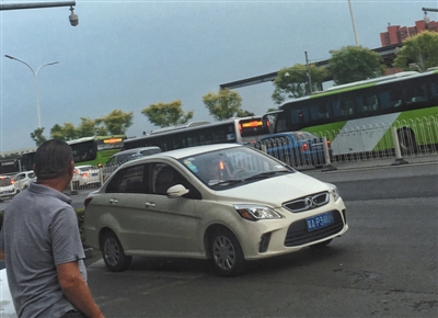 611գͨŵվԣһڳͣڻмſ