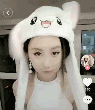 在抖音上买了一堆 9.9 包邮的网红款，比漂亮小姐姐跳舞有趣多了.......