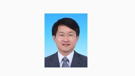 图为王华伟