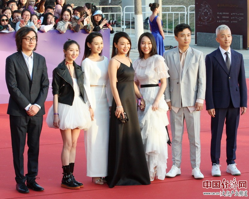 第八届北京国际电影节开幕红毯群星闪耀 王力宏压轴出场(组图)
