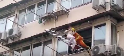 ŮӾȻ4¥¸վ9Сʱȥϰʱ°