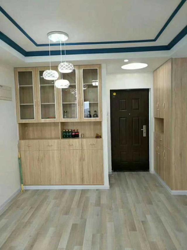 新房装修,木工用免漆板打的柜子环保又漂亮,这