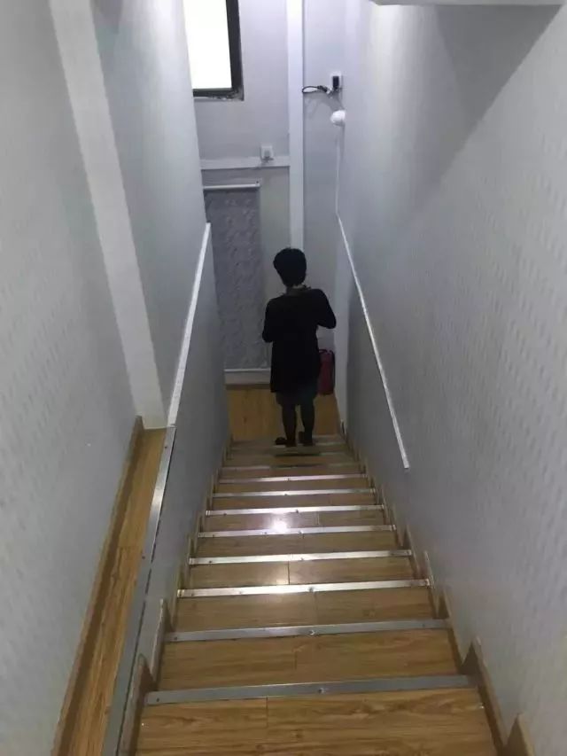 动真格!广州突击检查校外培训机构,31家停业整