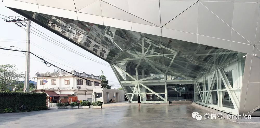泰国超现实几何式办公楼 寻求主题与极限的平衡
