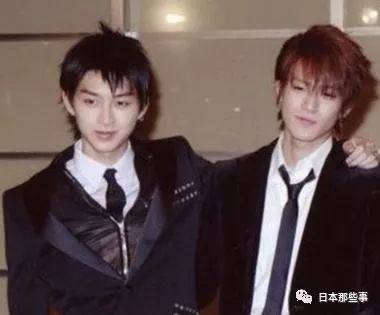 又出大八卦了！ 小栗旬和这个人公然拥抱！