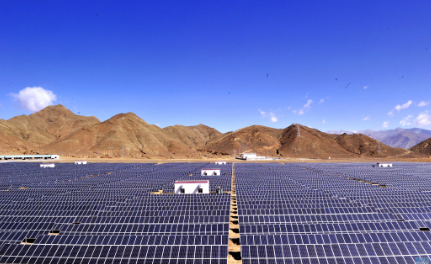 业内人士预测，2018年有补贴的光伏新增并网装机规模约在30GW左右。资料图