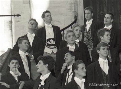 “我好像越来越喜欢脸上的小雀斑了”