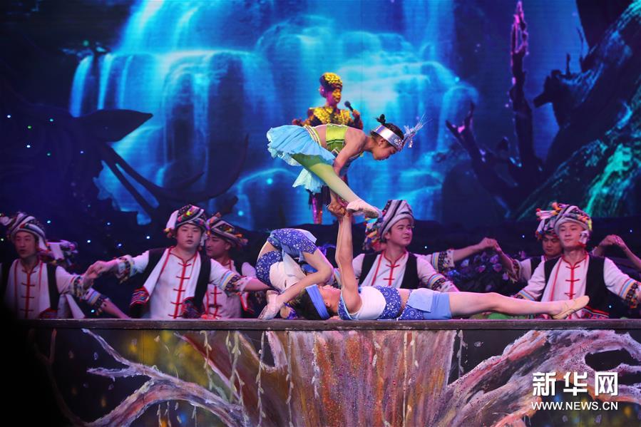 桑植民歌“搬”上舞台