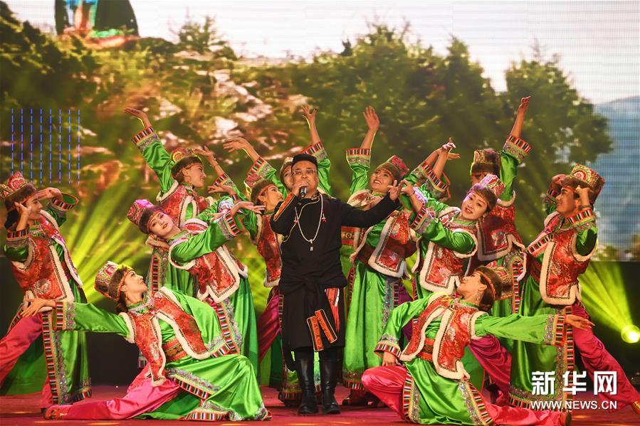 民族歌舞《香巴拉之约》在兰州上演