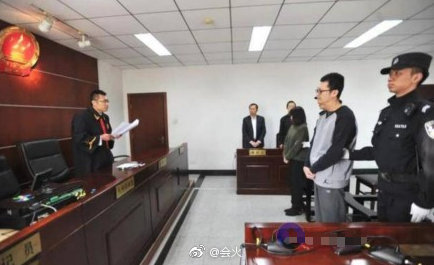 求别下雨了都晒不干内裤了 轻松一刻2月22日晚间版