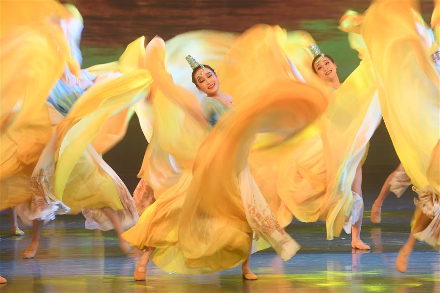福建举行优秀舞蹈作品展演