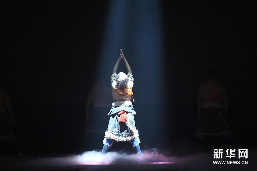 民族歌舞《香巴拉之约》在兰州上演