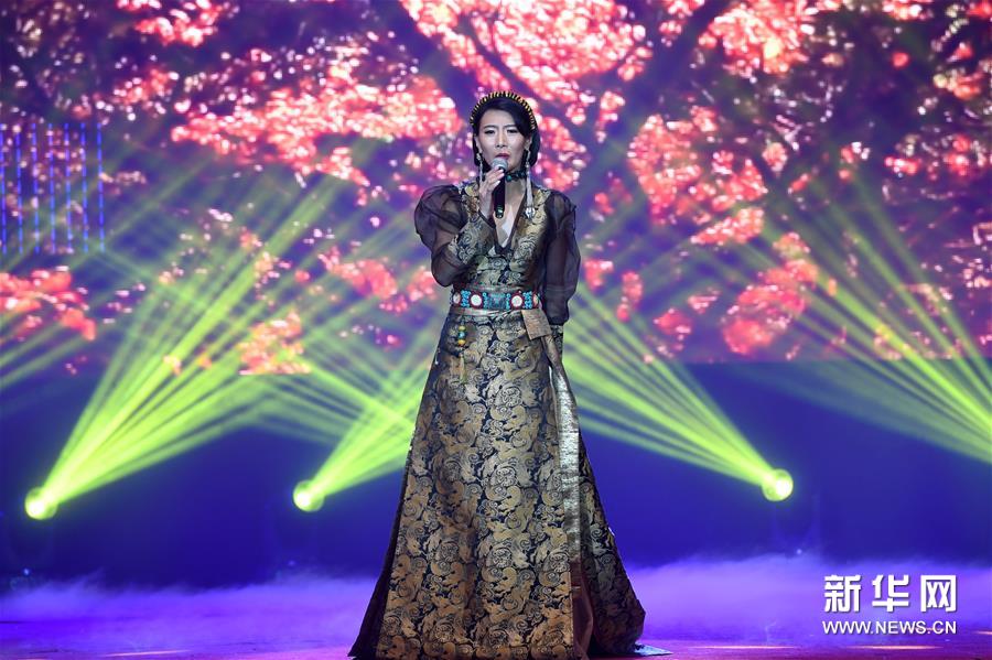 民族歌舞《香巴拉之约》在兰州上演