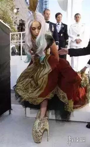 曾经被谩骂诋毁的她创造了历史 LadyGaga传奇的半生
