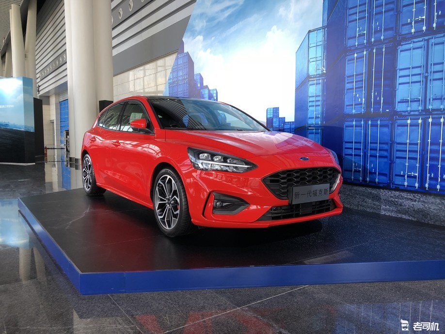 结尾有砖叔漂移小彩蛋 全新一代福克斯售10