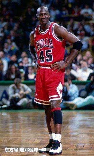 詹姆斯哈登生涯最高篮板 yMkB-htacqwv3078835.jpg