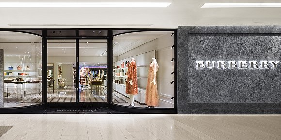 Burberry香港门店 图片来源：Burberry