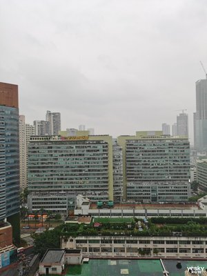 02e0-itzixrs1282977.jpg