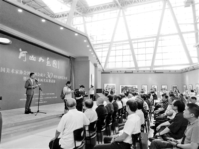 去省现代美术馆看名家山水画