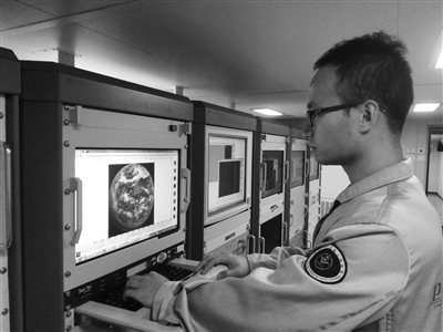 连线万里外“远望号”上的年轻人： 我们和“嫦娥”有个约定