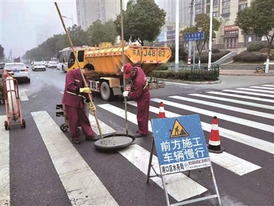 做好管道养护清疏工作 浦口水环境治理效果再提升