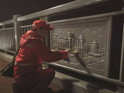 整整3个通宵,他们给大桥做了“全身SPA”