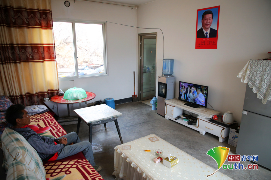 【十年】探访四川朝天村民住的高山别墅 感受