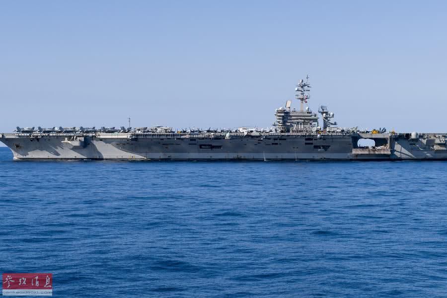 資料圖:美國海軍“文森”號核航母在南海航行。