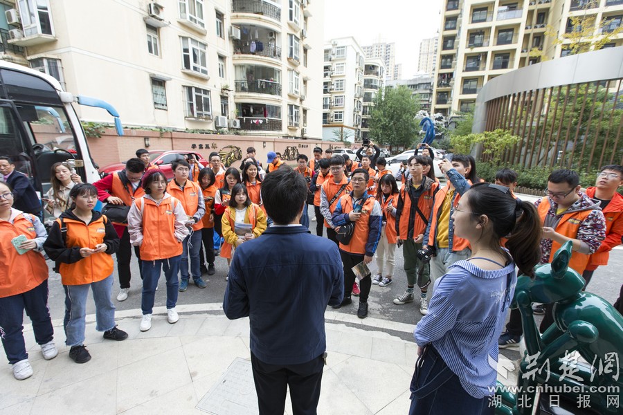 武汉汉阳招聘_武汉2018校园巡回招聘专场 汉阳区5000个高薪优岗揽才(5)