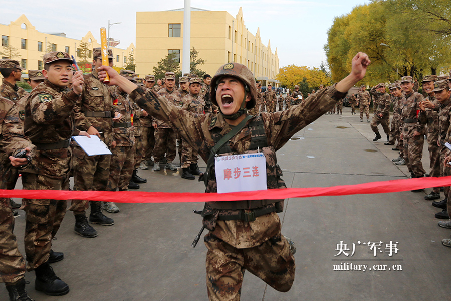 第76集团军某旅举行首届铁锤子杯军事体育运