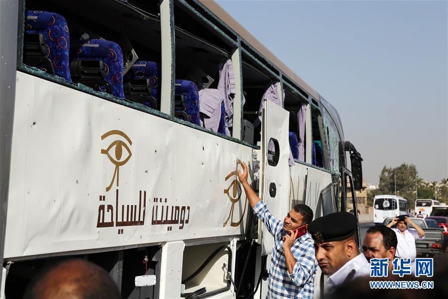 埃及一旅游巴士遭爆炸袭击