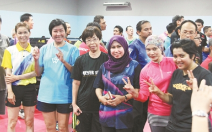 广州业余乒乓球赛: 猛龙过江 |马来西亚|吉隆坡