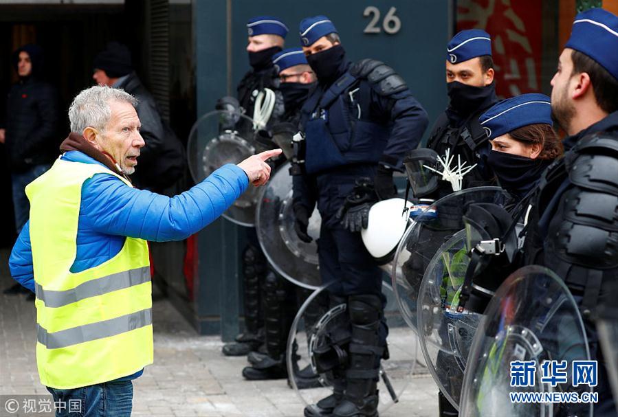 愈演愈烈!法国黄背心抗议示威运动扩散至欧